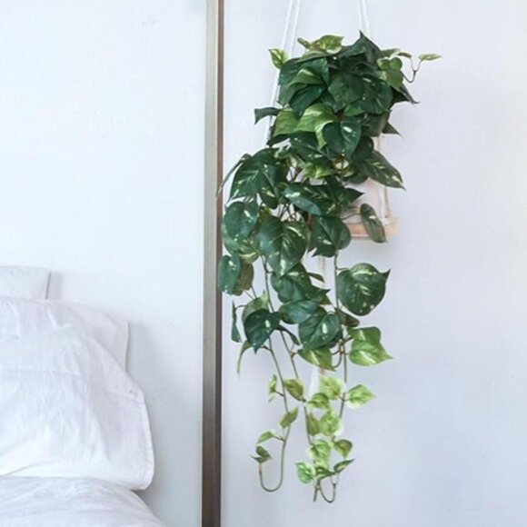 NEW 32" Realistic Artificial Pothos Ivy Plant for Home Decor Indoor Silk Plant - Picture 1 of 9